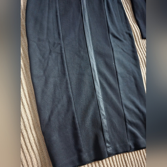 Kardashian Kollection Dress - Picture 9 of 12